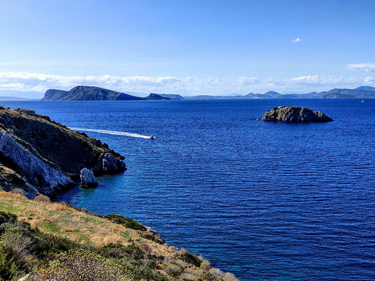 Sailing in Aegean sea Greece - Hydra