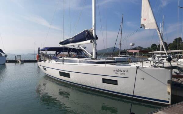 Bavaria C45 Southern Star