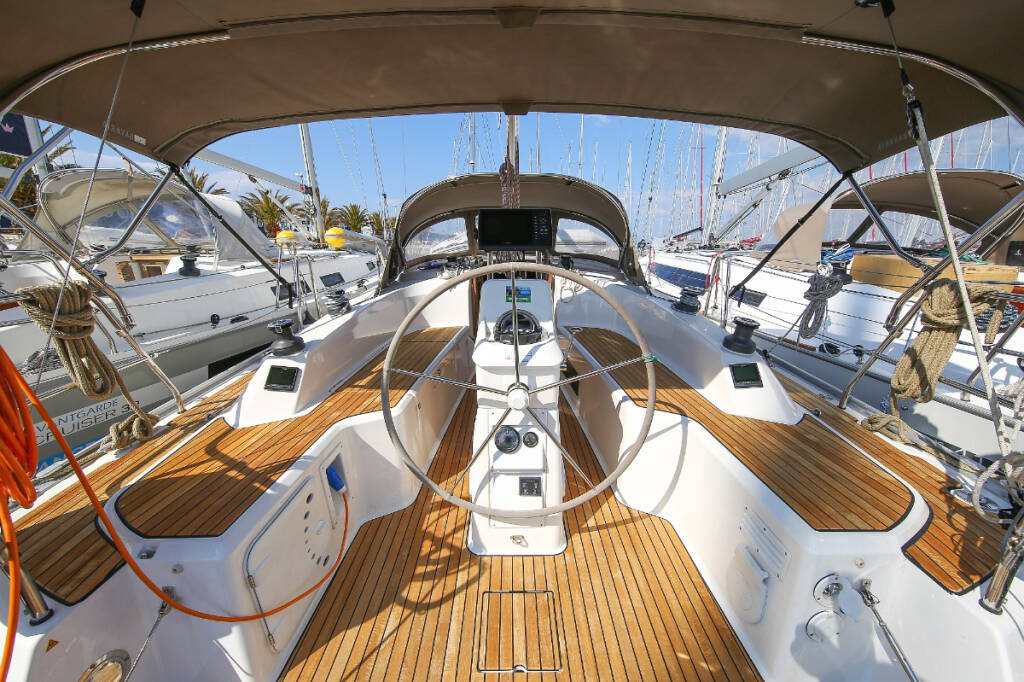 Bavaria Cruiser 33 Nemo