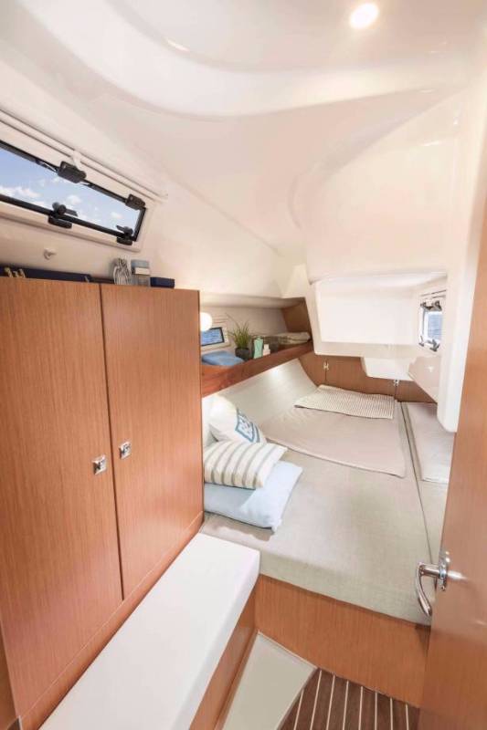 Bavaria Cruiser 34 Happy