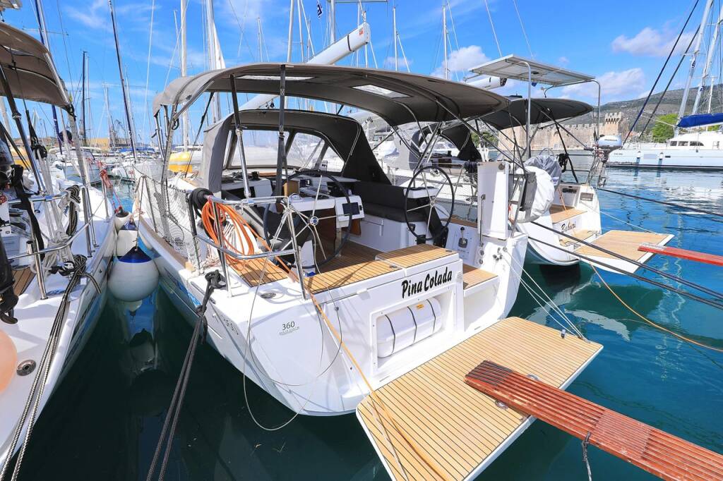 Dufour 360 GL Pina Colada