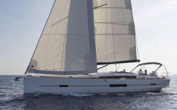 Dufour 520 GL CALIFORNIA PROMISES