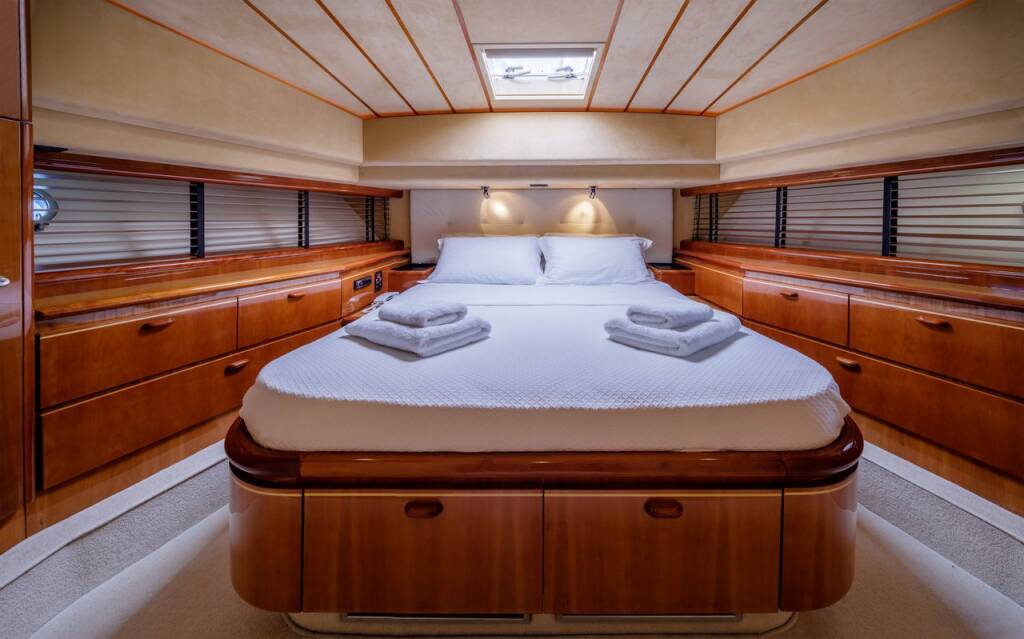 Ferretti Yachts 720 My Way