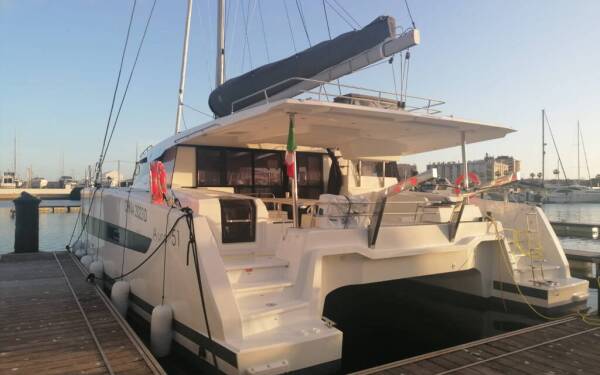 Fountaine Pajot Aura 51 Papa Charlie