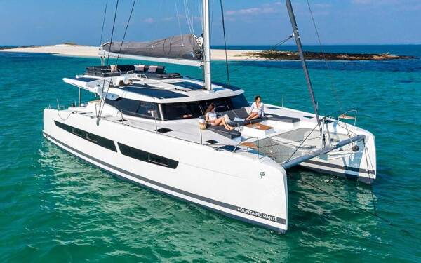 Fountaine Pajot Aura 51 TBA MYK