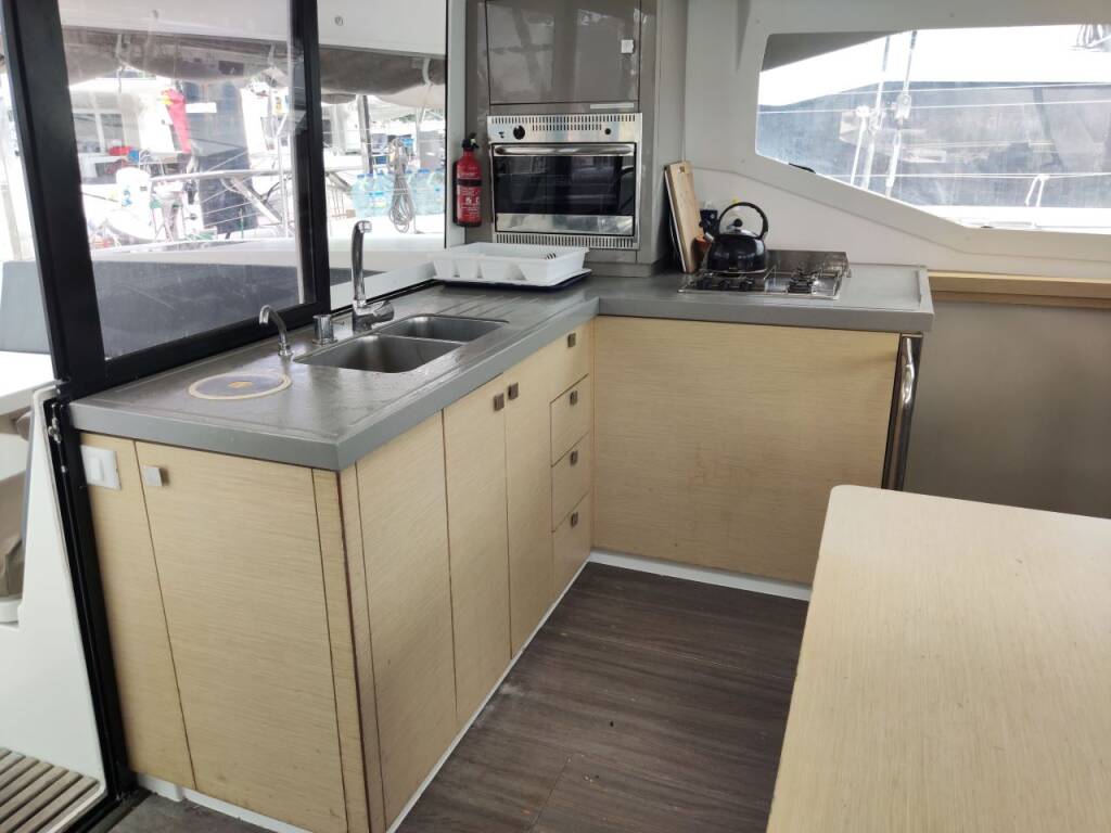 Fountaine Pajot Lucia 40 BALISIER 