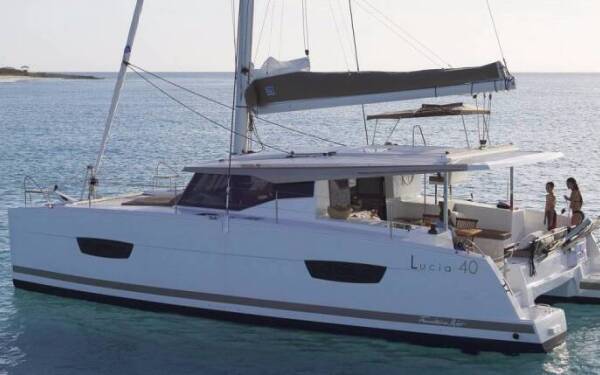 Fountaine Pajot Lucia 40 LADY K_DB