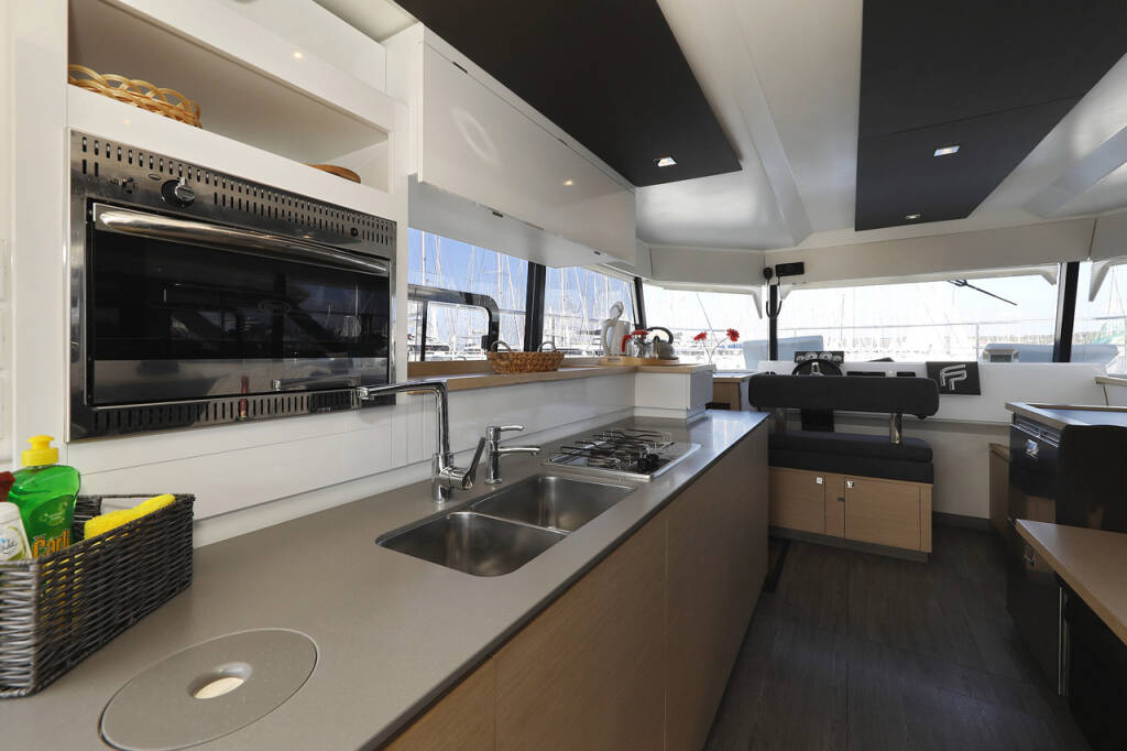 Fountaine Pajot MY 37 Marketka