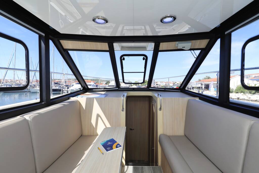 Futura 40 Grand Horizon Batu