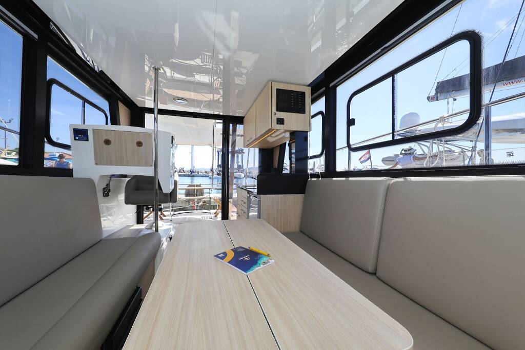 Futura 40 Grand Horizon Batu