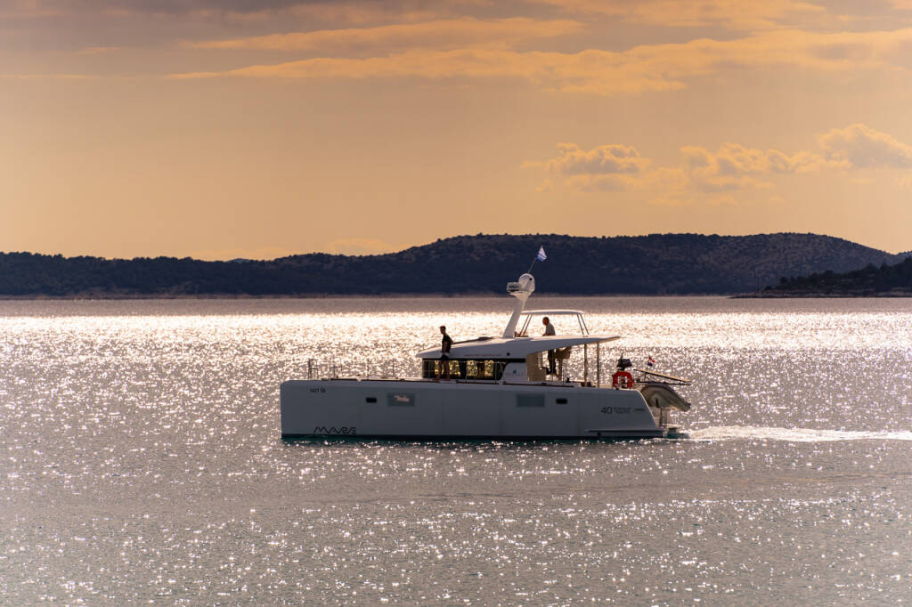 Lagoon 40 MotorYacht Family