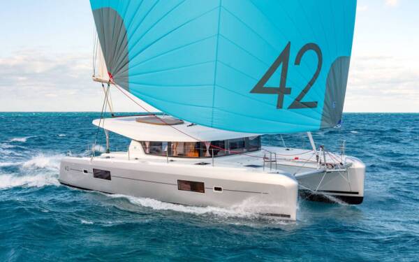 Lagoon 42 White Pearl